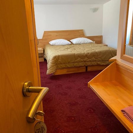 Finida, Motel, Restavracija In Pivovarna Obrov 외부 사진