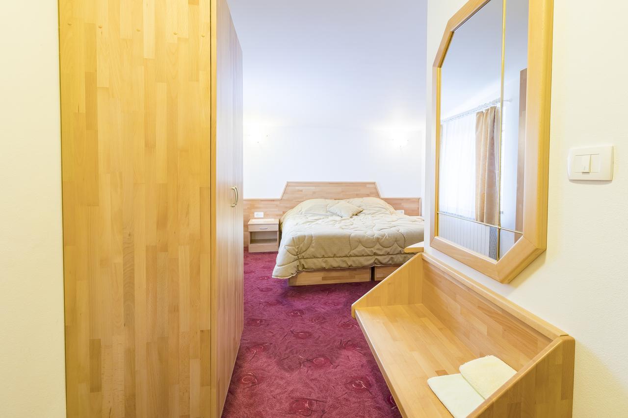 Finida, Motel, Restavracija In Pivovarna Obrov 외부 사진