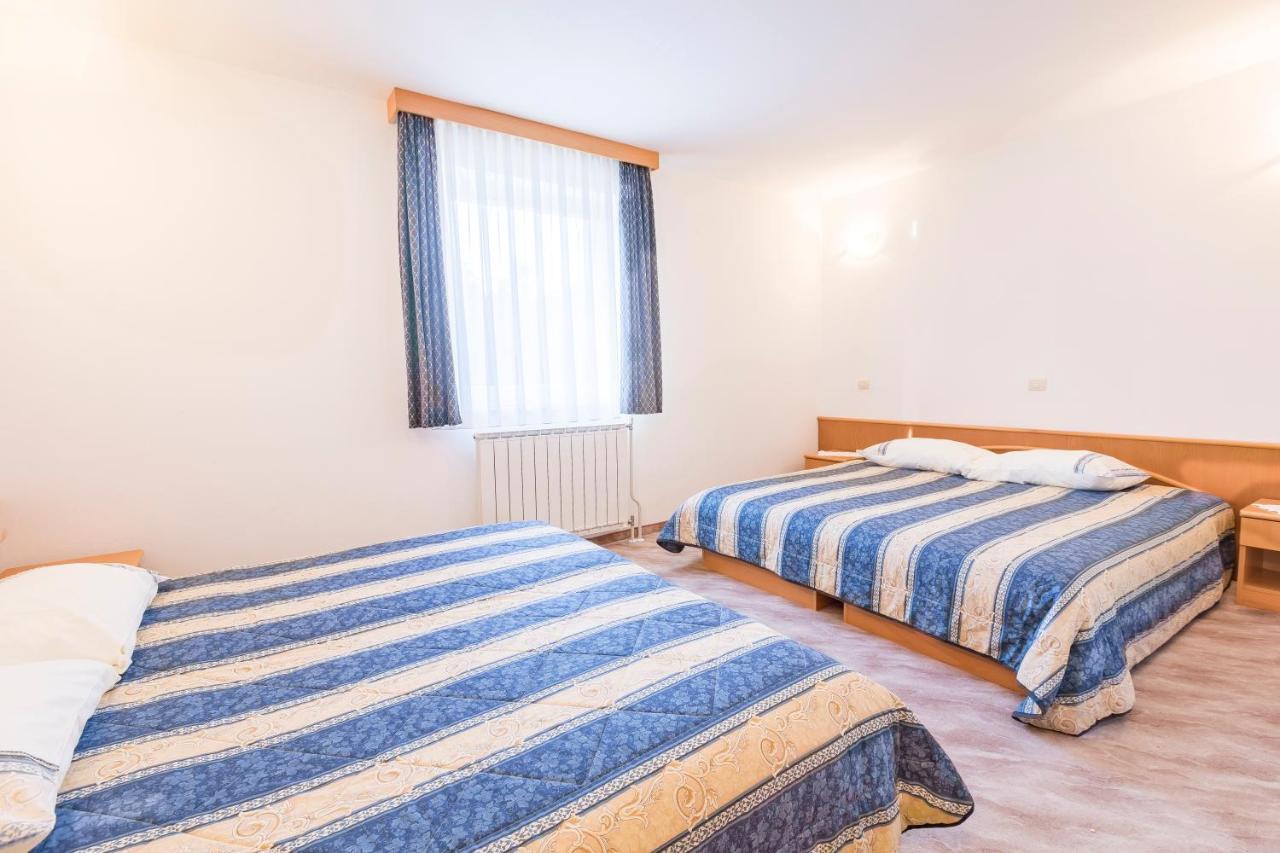 Finida, Motel, Restavracija In Pivovarna Obrov 외부 사진