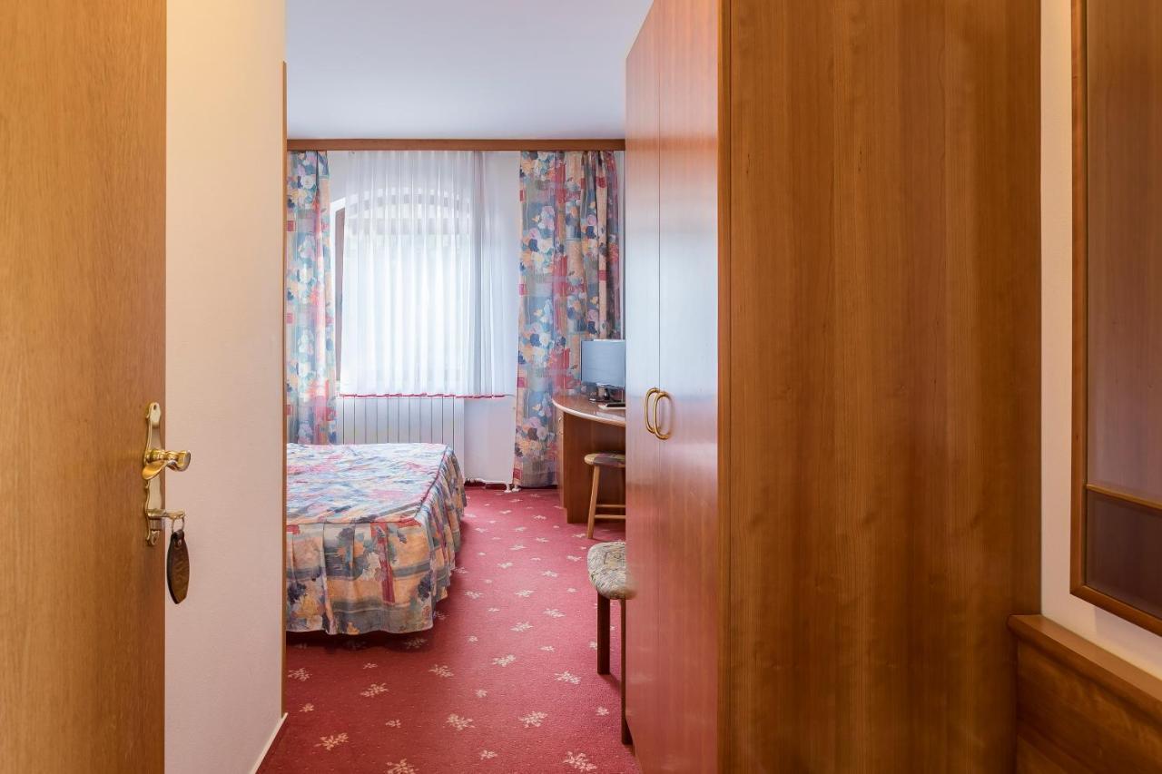 Finida, Motel, Restavracija In Pivovarna Obrov 외부 사진